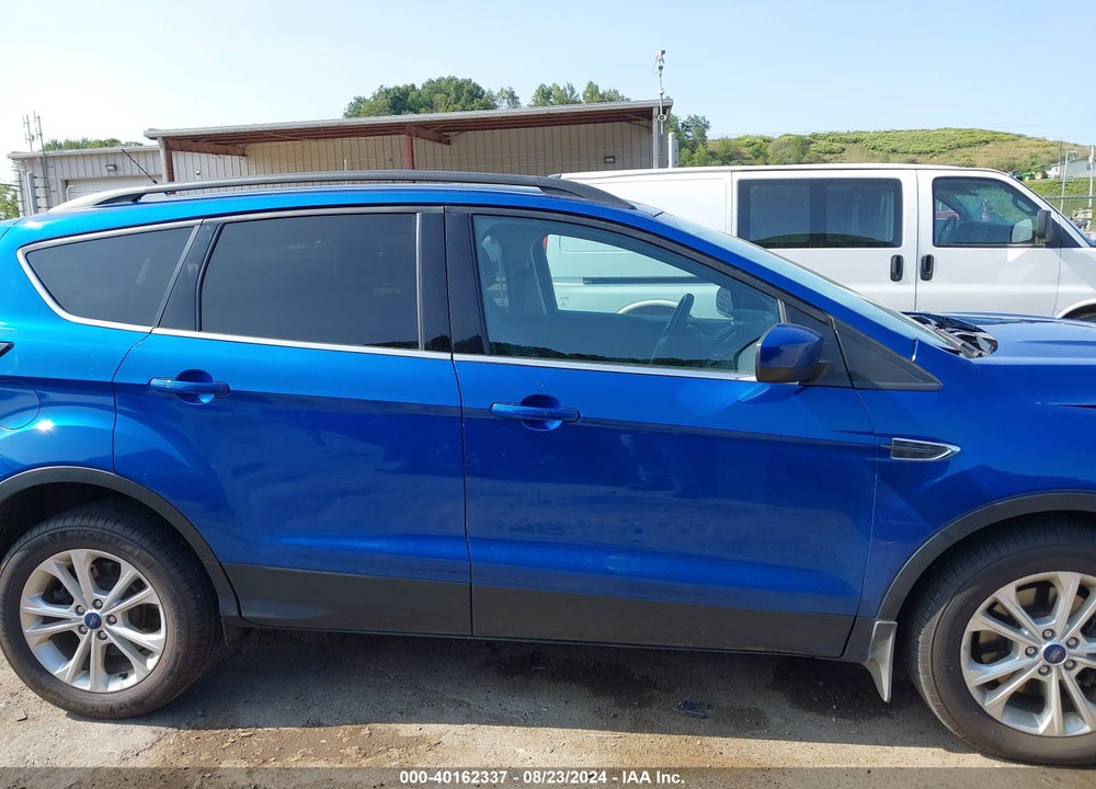 2017 FORD ESCAPE SE VIN: 1FMCU9G9XHUE68005