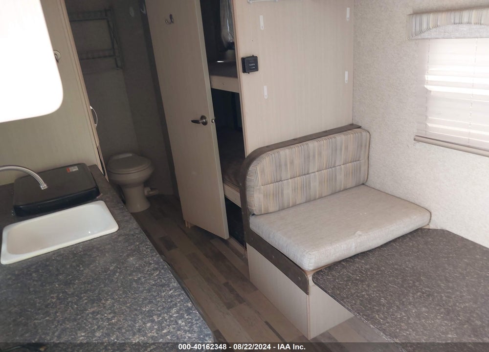 2018 WINNEBAGO MICRO 1700BH VIN: 54CTM2G10J3036525