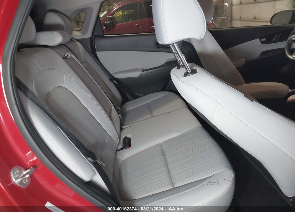 2022 HYUNDAI KONA SEL VIN: KM8K6CAB5NU808509
