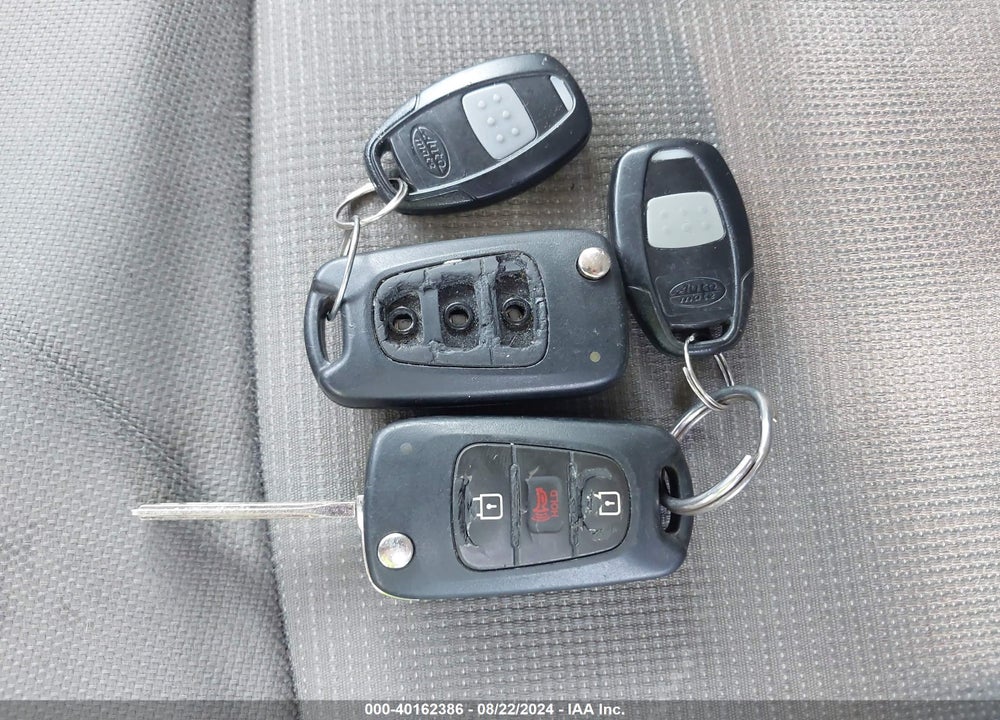 2013 KIA SPORTAGE LX VIN: KNDPB3A28D7480764