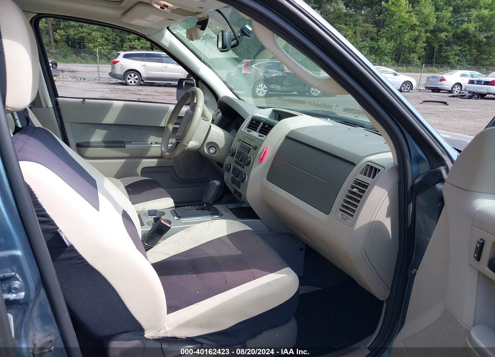2011 FORD ESCAPE XLT VIN: 1FMCU0DG1BKC02440