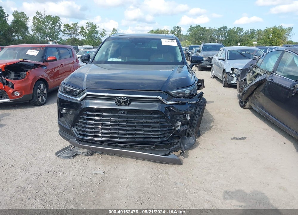 2024 TOYOTA GRAND HIGHLANDER PLATINUM VIN: 5TDAAAB56RS009098