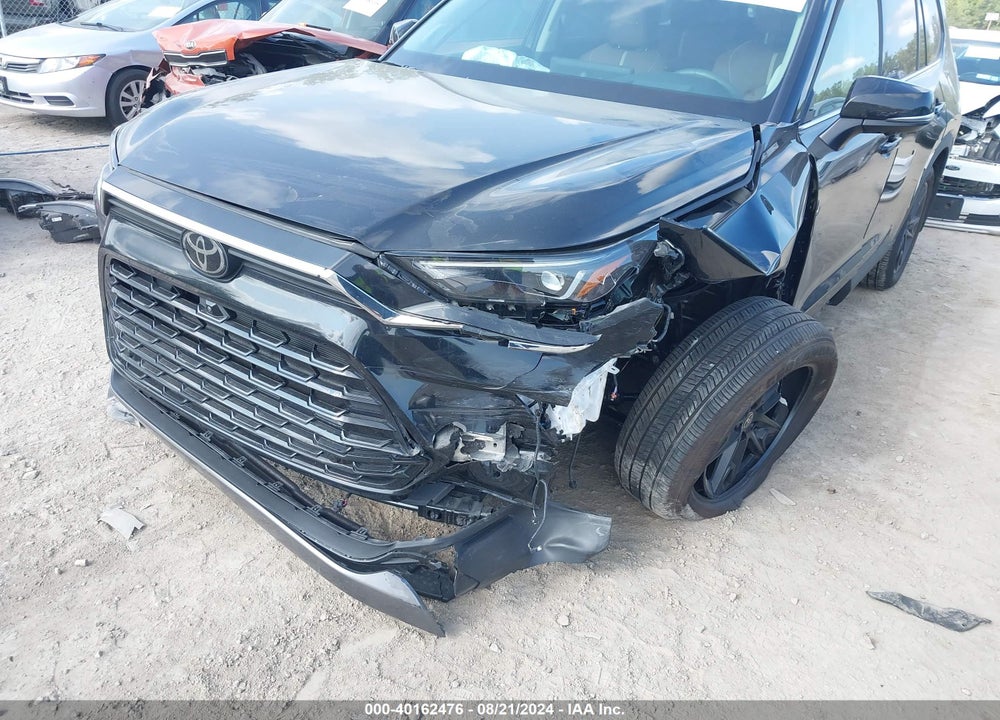 2024 TOYOTA GRAND HIGHLANDER PLATINUM VIN: 5TDAAAB56RS009098