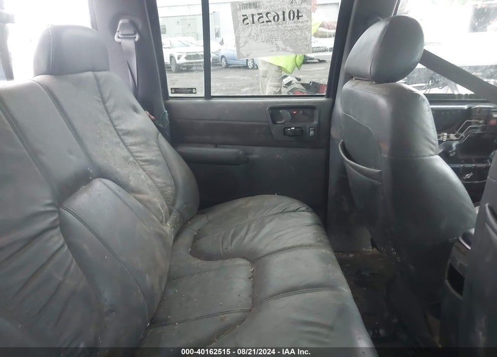 2002 CHEVROLET S-10 VIN: 1GCDT13W72K187081