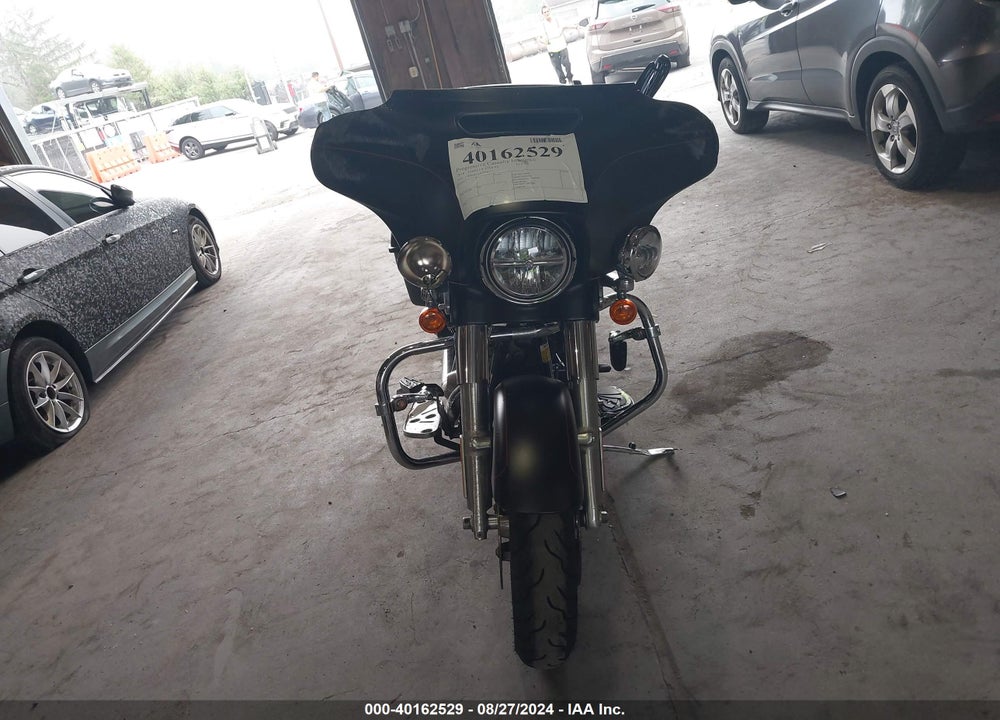 2016 HARLEY-DAVIDSON FLHXS STREET GLIDE SPECIAL VIN: 1HD1KRM14GB646550