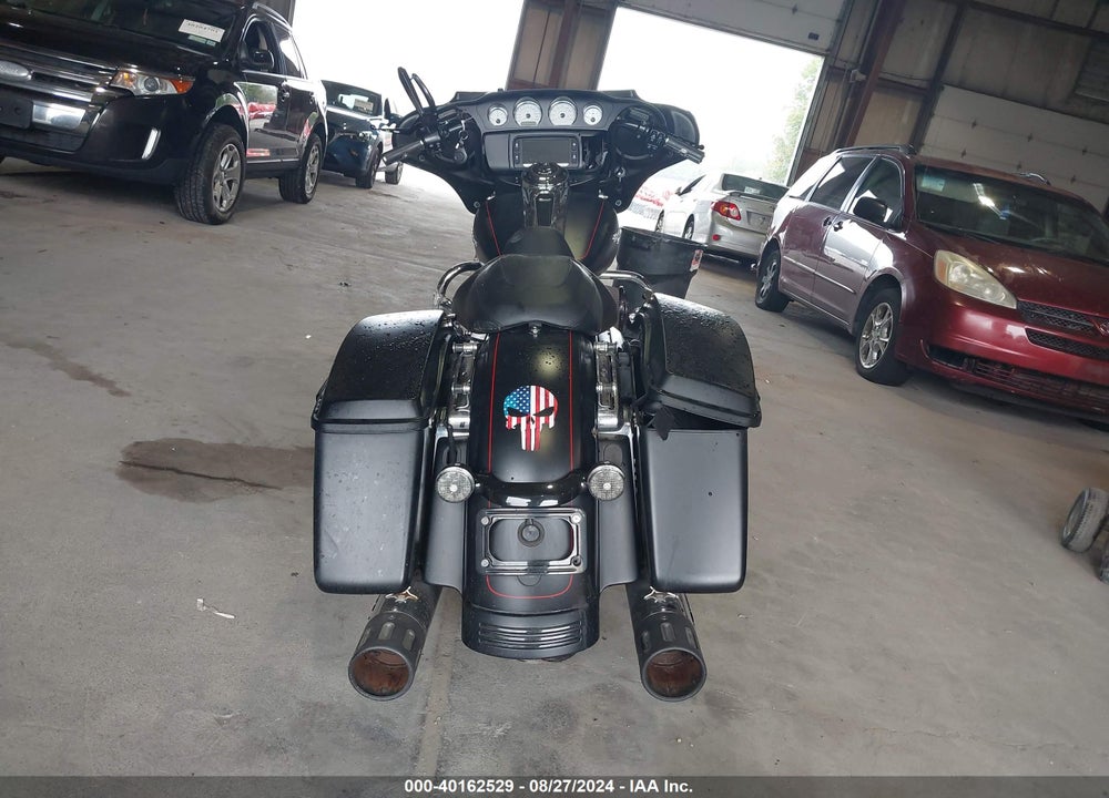 2016 HARLEY-DAVIDSON FLHXS STREET GLIDE SPECIAL VIN: 1HD1KRM14GB646550