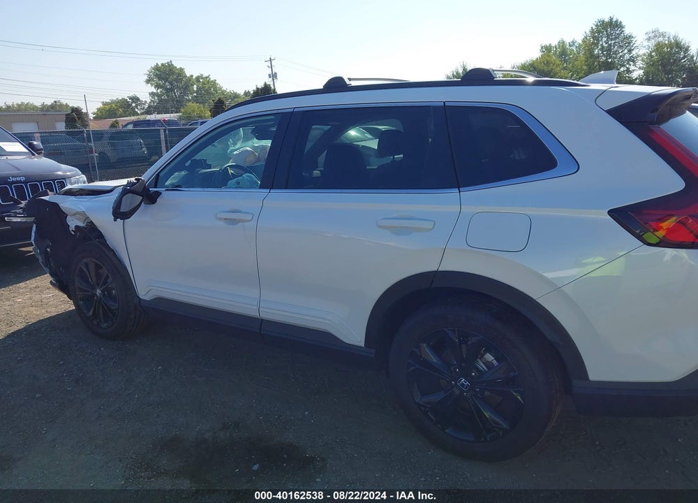 2024 HONDA CR-V HYBRID SPORT TOURING VIN: 7FARS6H9XRE067635