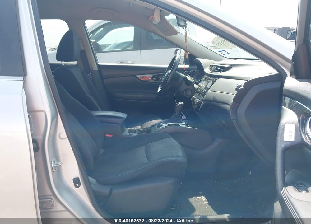 2017 NISSAN ROGUE SV VIN: JN8AT2MT3HW133005