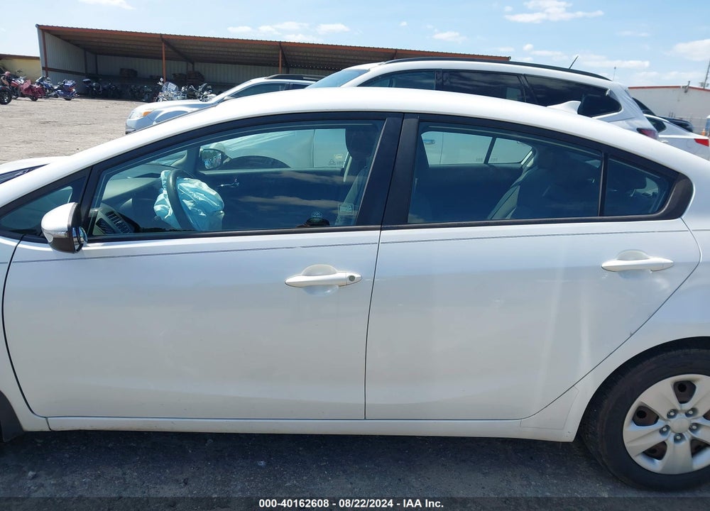 2016 KIA FORTE LX VIN: KNAFX4A67G5521792