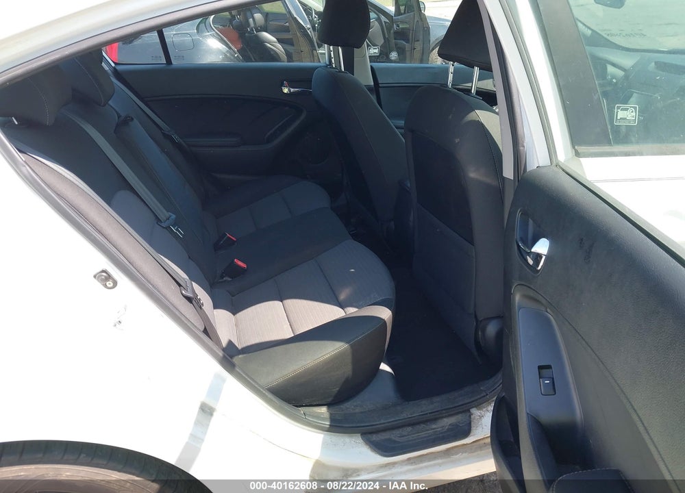 2016 KIA FORTE LX VIN: KNAFX4A67G5521792