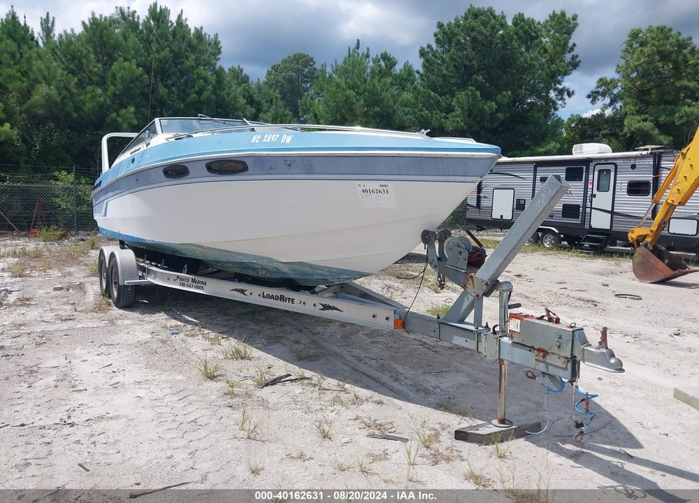 1988 CHRIS CRAFT STINGER VIN: CCBAF131I788