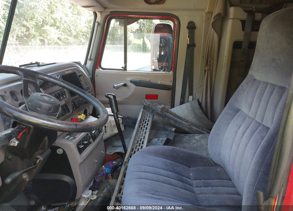 2003 MACK 600 VIN: 1M1AE06YX3W015254