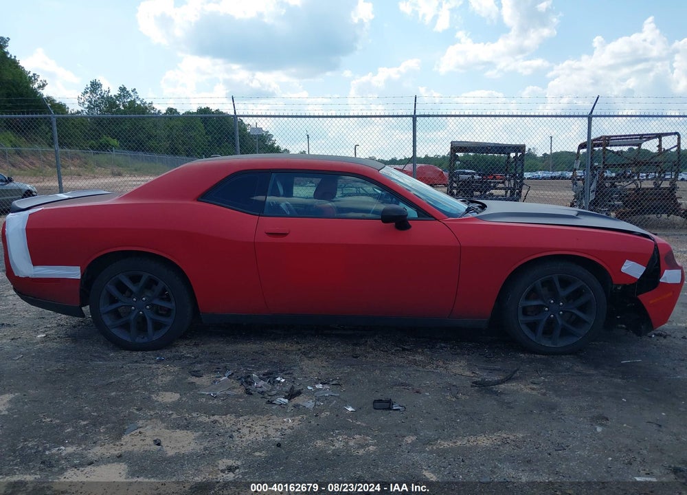 2019 DODGE CHALLENGER SXT VIN: 2C3CDZAG4KH557286