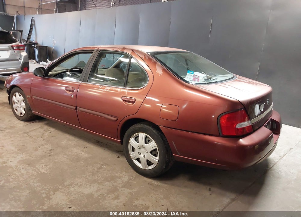 2001 NISSAN ALTIMA GXE VIN: 1N4DL01D01C126181