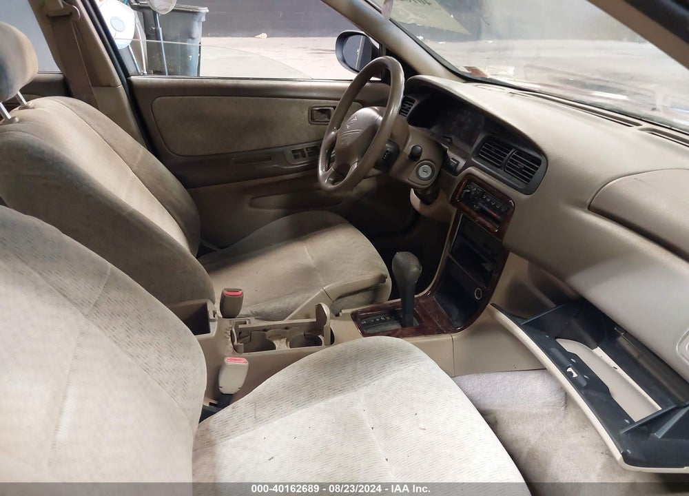 2001 NISSAN ALTIMA GXE VIN: 1N4DL01D01C126181