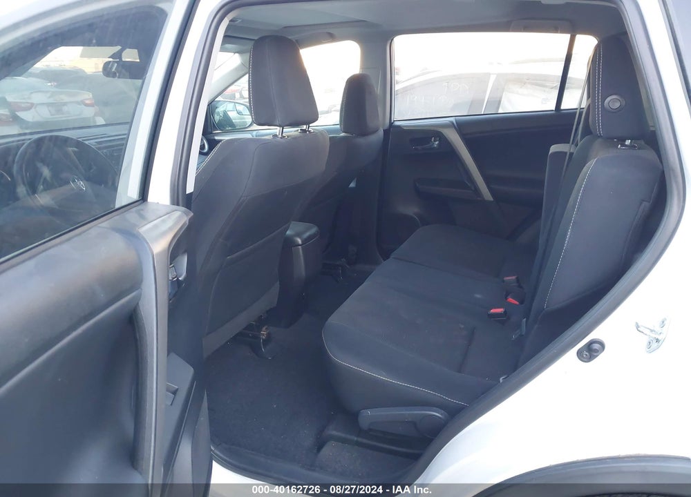 2016 TOYOTA RAV4 XLE VIN: 2T3WFREV7GW278806