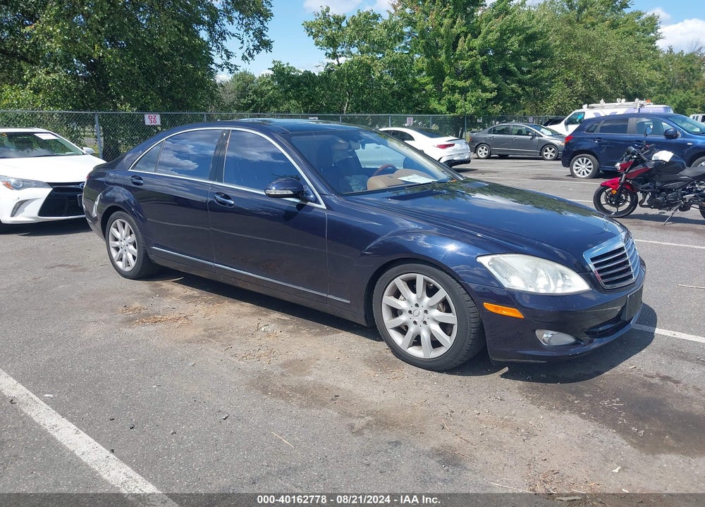 2007 MERCEDES-BENZ S 550 4MATIC VIN: WDDNG86X57A141841