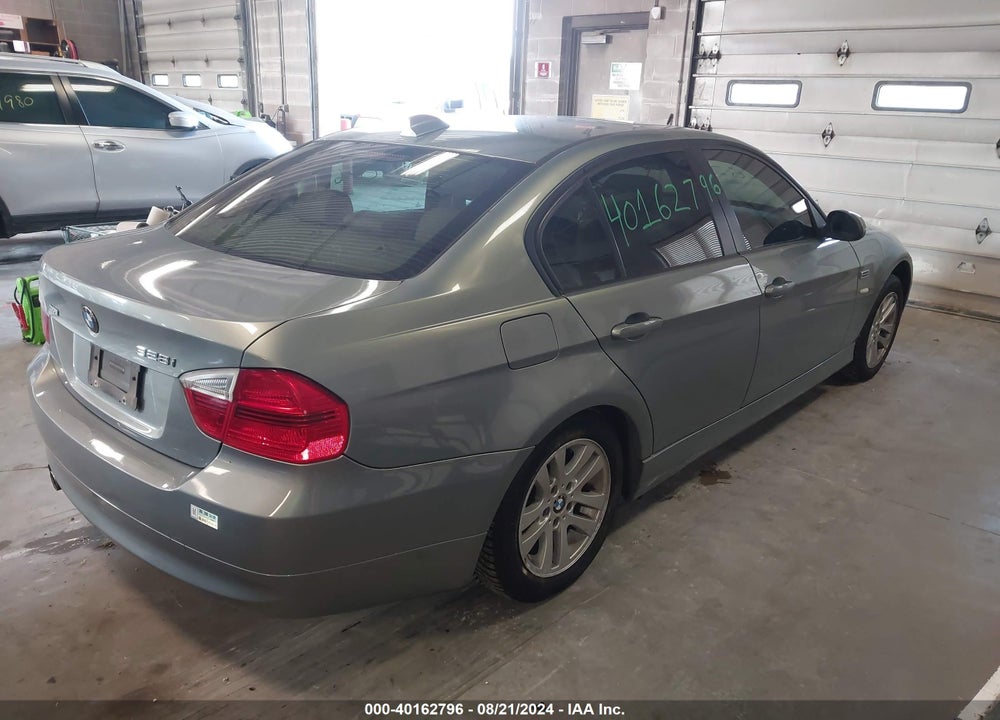 2007 BMW 328I VIN: WBAVA33507P140396