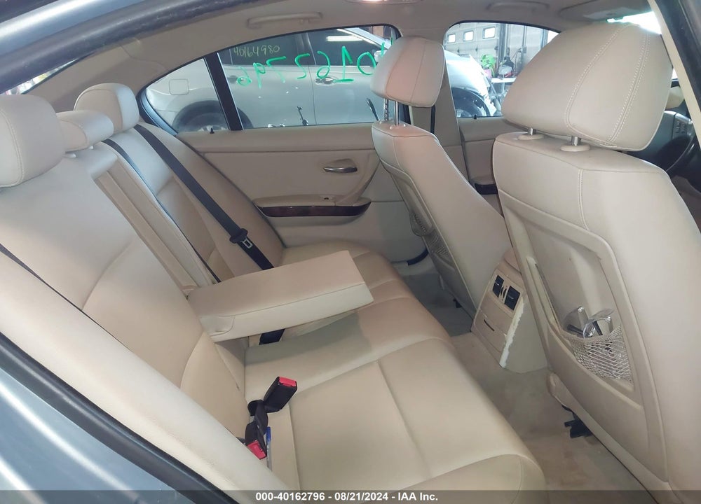 2007 BMW 328I VIN: WBAVA33507P140396