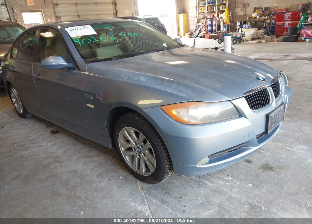2007 BMW 328I VIN: WBAVA33507P140396