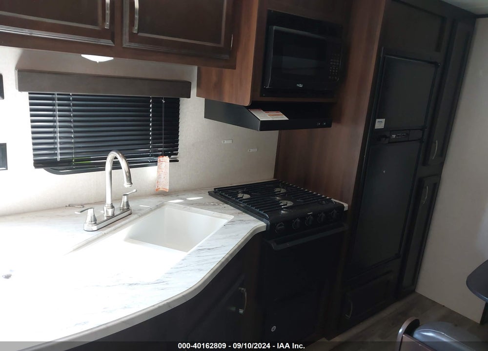 2020 JAYCO OTHER VIN: 1UJBJ0BT4L17T0151