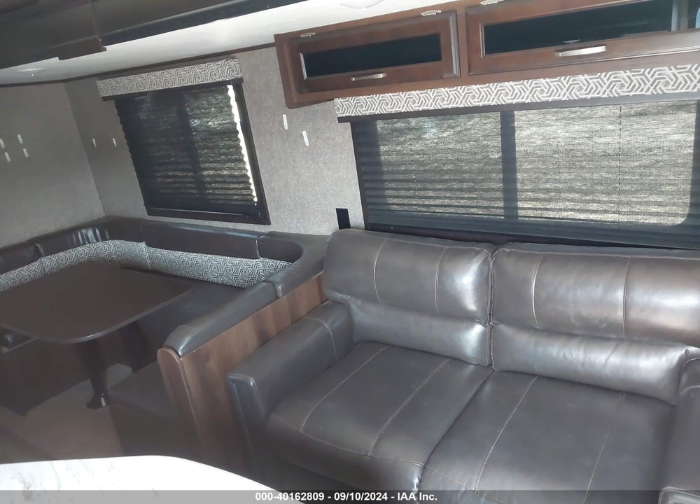 2020 JAYCO OTHER VIN: 1UJBJ0BT4L17T0151