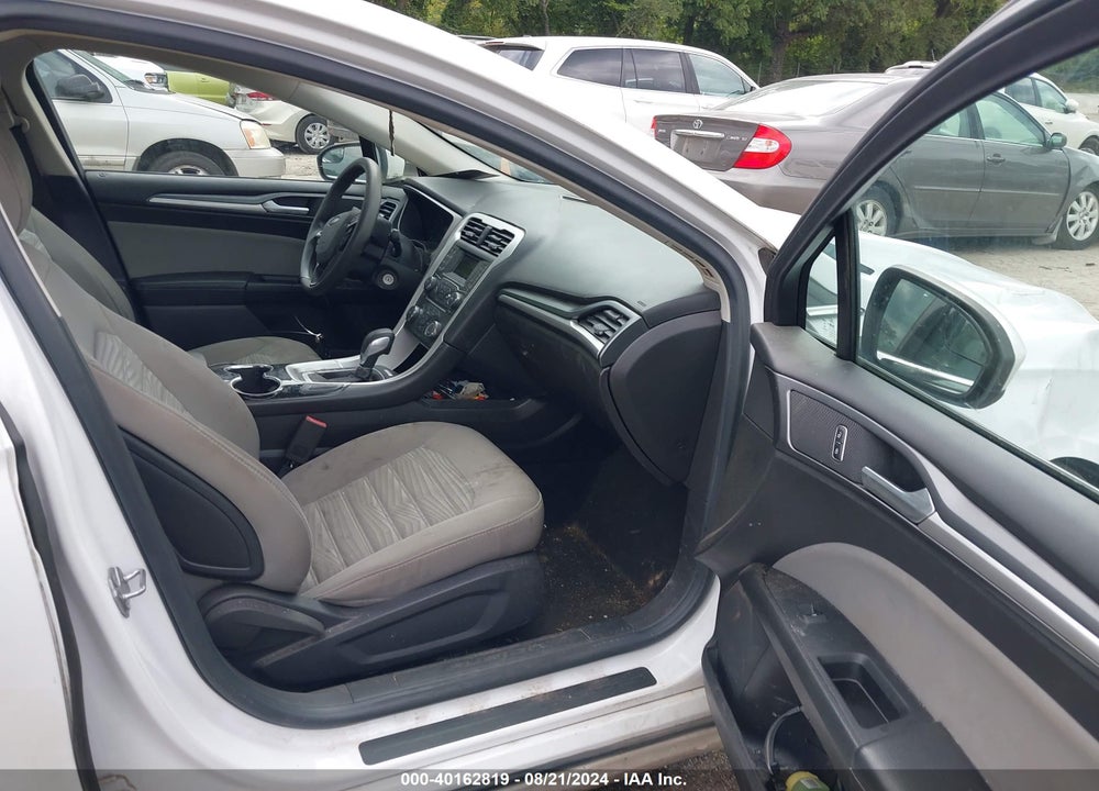 2016 FORD FUSION S VIN: 3FA6P0G77GR363811