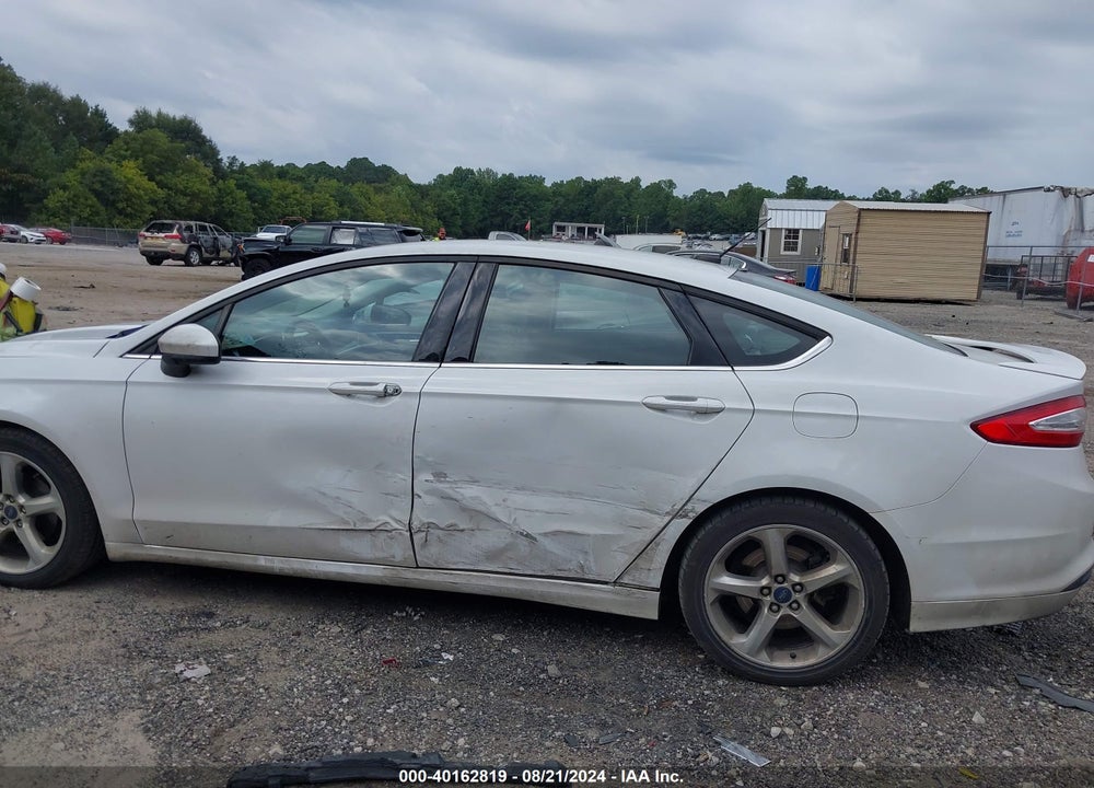 2016 FORD FUSION S VIN: 3FA6P0G77GR363811