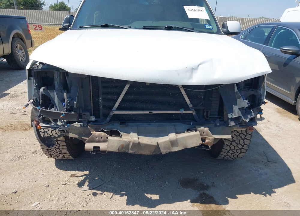 2005 GMC YUKON SLE VIN: 1GKEC13V85J224617