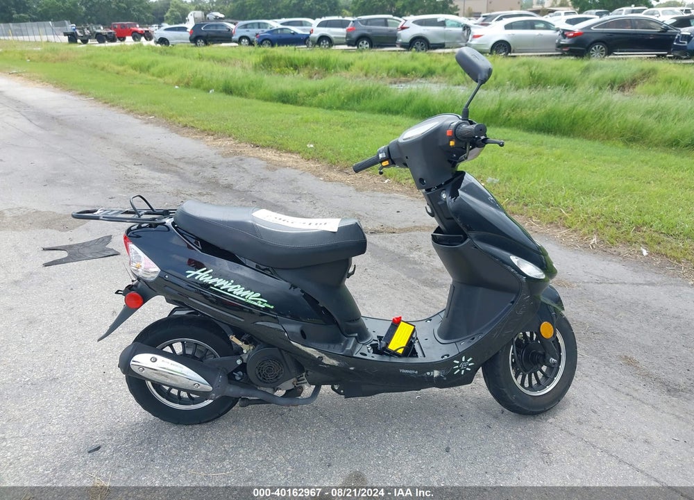 2023 YIBEN 3 SERIES VIN: LYDY3TBB3P1500283