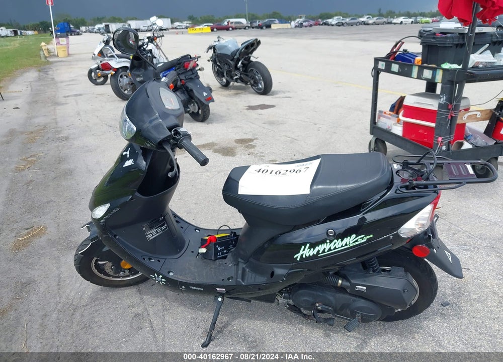 2023 YIBEN 3 SERIES VIN: LYDY3TBB3P1500283