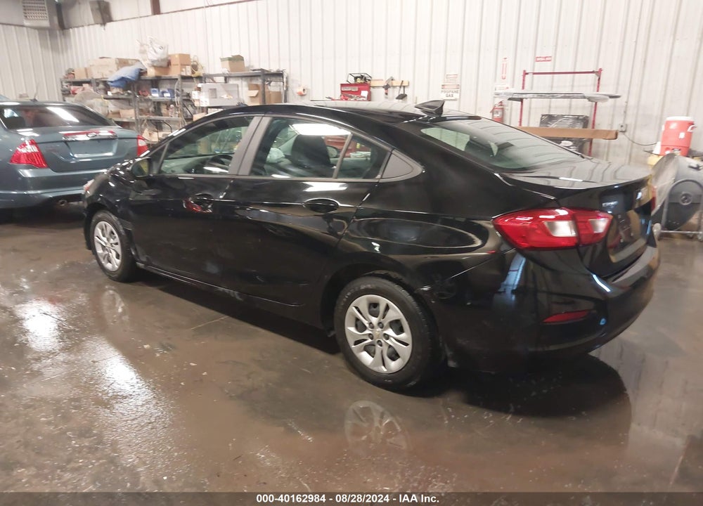 2019 CHEVROLET CRUZE LS VIN: 1G1BC5SM2K7134637