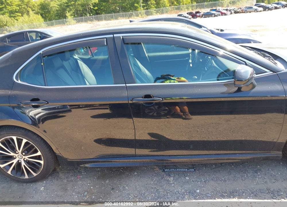 2020 TOYOTA CAMRY SE VIN: 4T1G11AK9LU860523