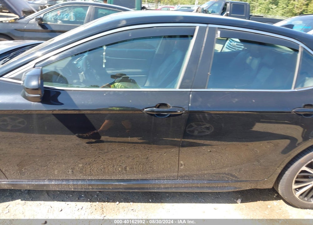 2020 TOYOTA CAMRY SE VIN: 4T1G11AK9LU860523