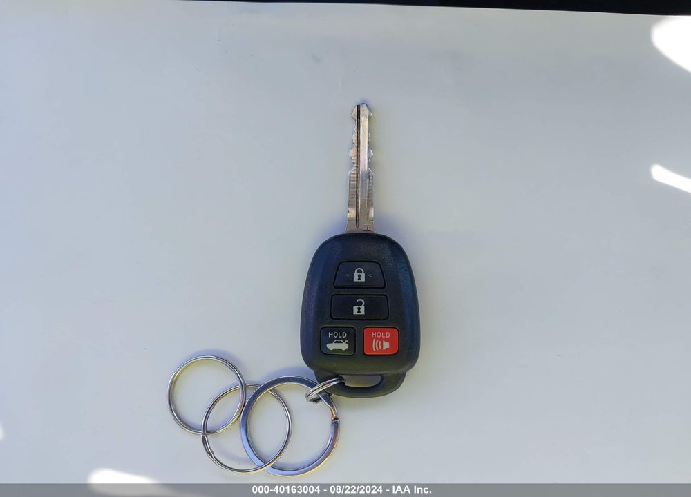 2016 TOYOTA COROLLA LE VIN: 2T1BURHE5GC608369