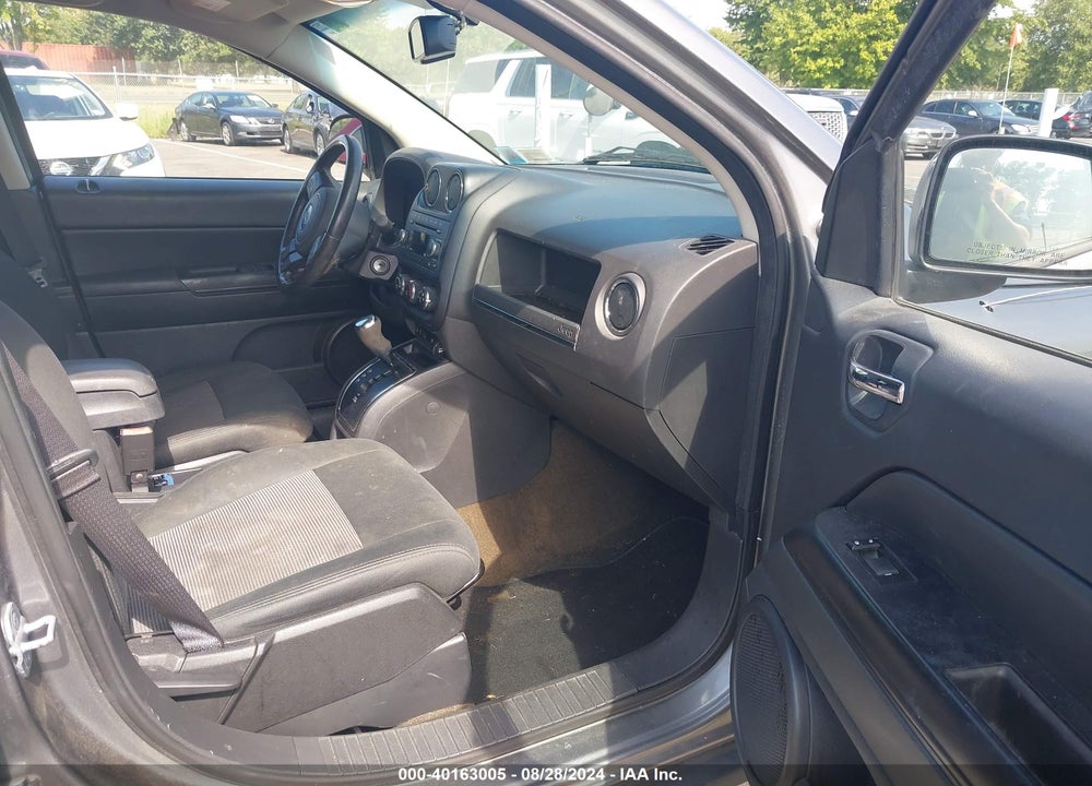 2013 JEEP COMPASS LATITUDE VIN: 1C4NJDEB1DD196551