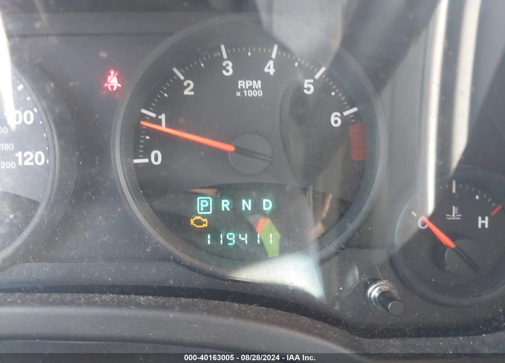 2013 JEEP COMPASS LATITUDE VIN: 1C4NJDEB1DD196551
