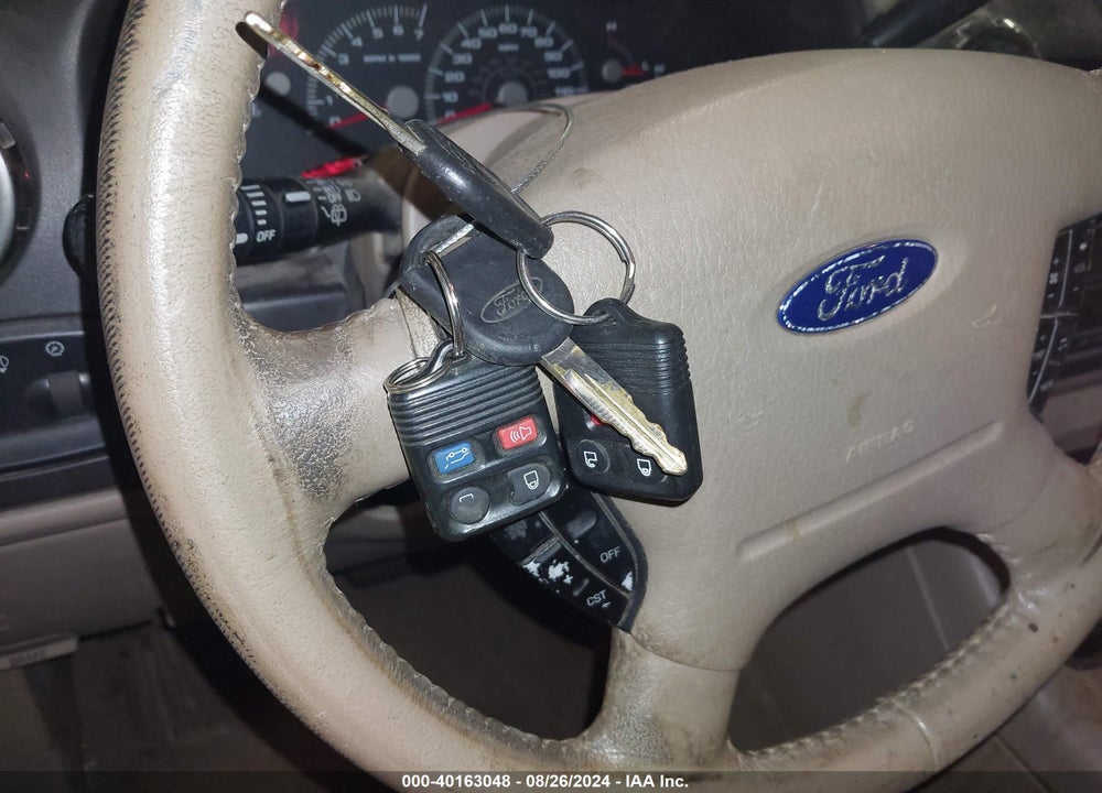 2004 FORD EXPEDITION EDDIE BAUER VIN: 1FMPU18L84LB57430