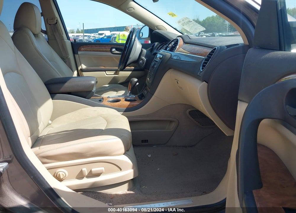 2010 BUICK ENCLAVE 1XL VIN: 5GALVBED6AJ255755