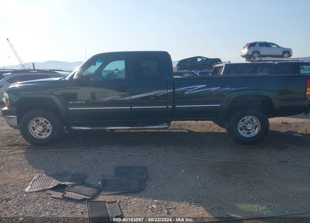 2002 CHEVROLET SILVERADO 2500HD LS VIN: 1GCHK29G22E117920