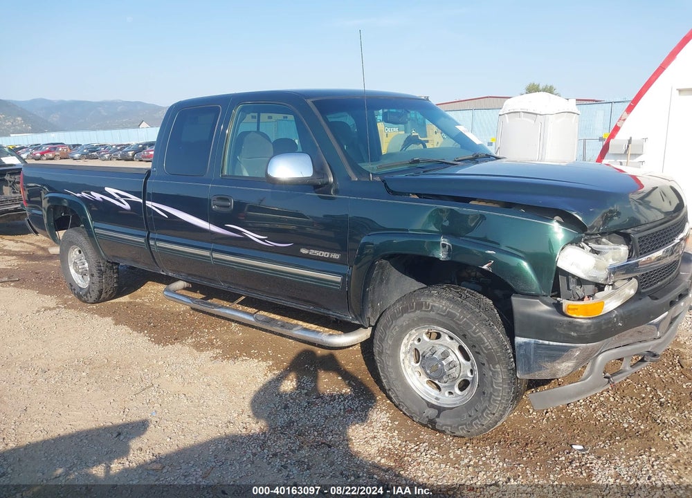 2002 CHEVROLET SILVERADO 2500HD LS VIN: 1GCHK29G22E117920