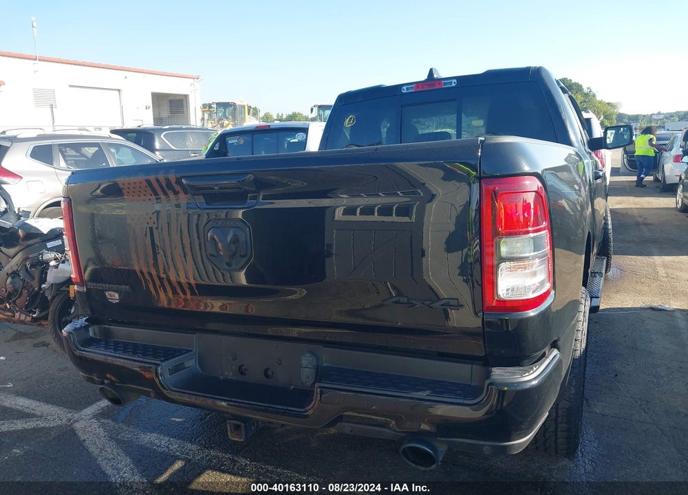 2021 RAM 1500 BIG HORN QUAD CAB 4X4 6'4 BOX VIN: 1C6SRFBT0MN665330