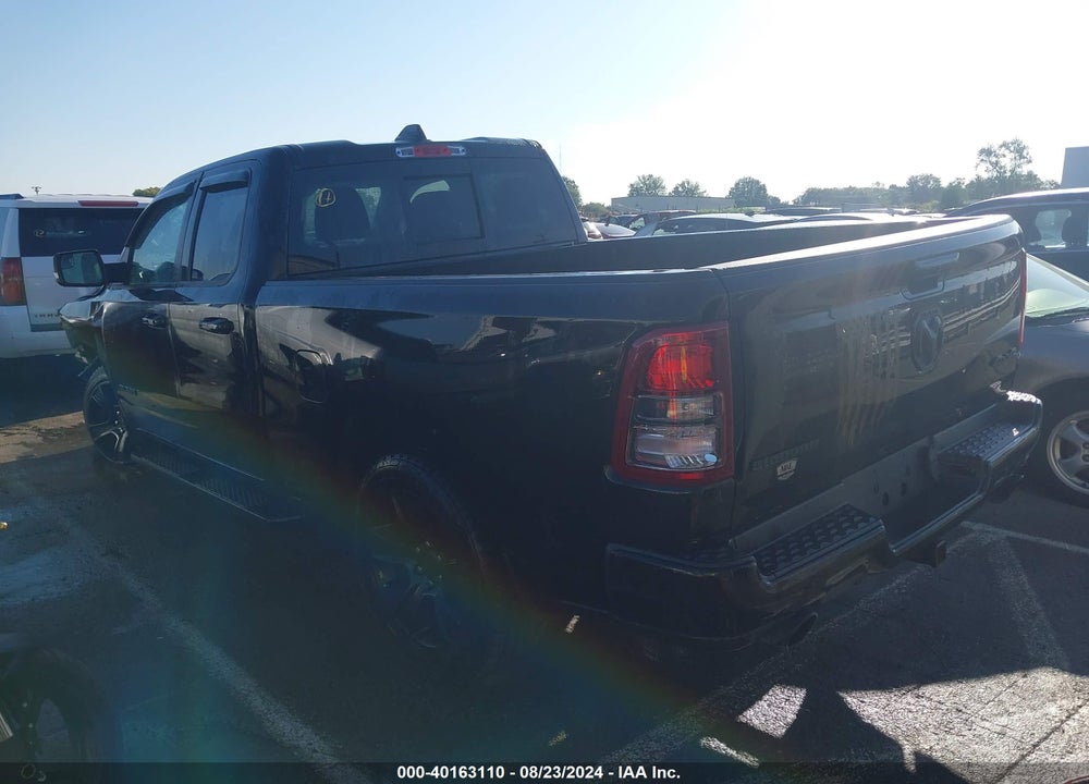 2021 RAM 1500 BIG HORN QUAD CAB 4X4 6'4 BOX VIN: 1C6SRFBT0MN665330