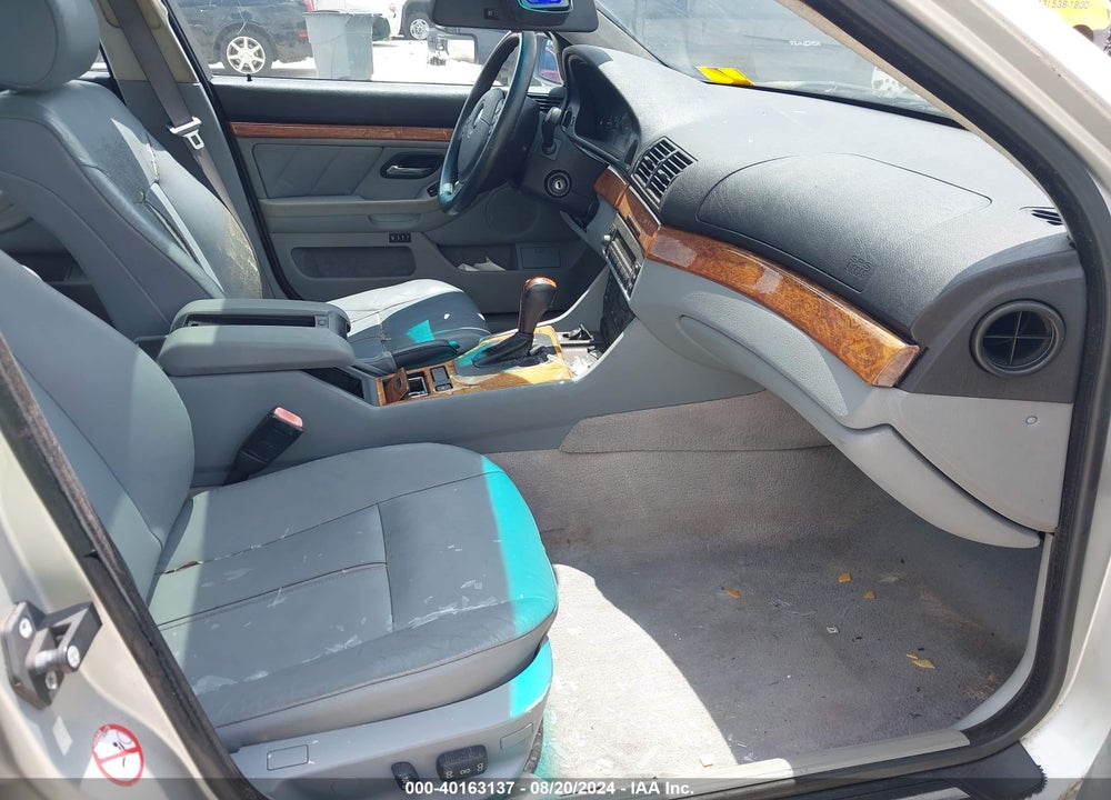 2000 BMW 528IA VIN: WBADM6346YGV00431
