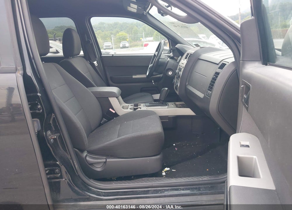 2011 FORD ESCAPE XLT VIN: 1FMCU9DG0BKA61171