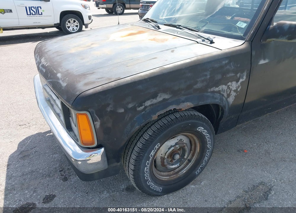 1989 DODGE DAKOTA VIN: 1B7FL16G4KS040679