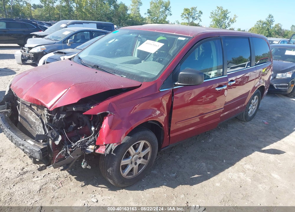 2010 CHRYSLER TOWN & COUNTRY NEW LX VIN: 2A4RR2D12AR365812