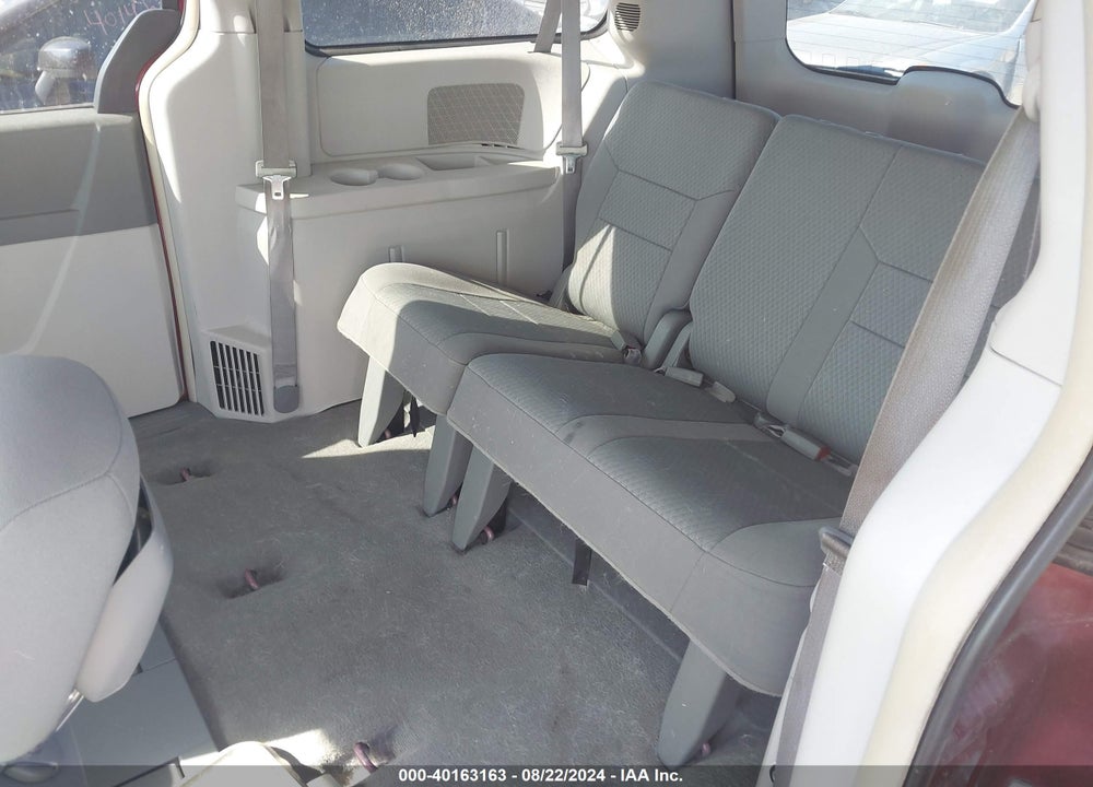 2010 CHRYSLER TOWN & COUNTRY NEW LX VIN: 2A4RR2D12AR365812