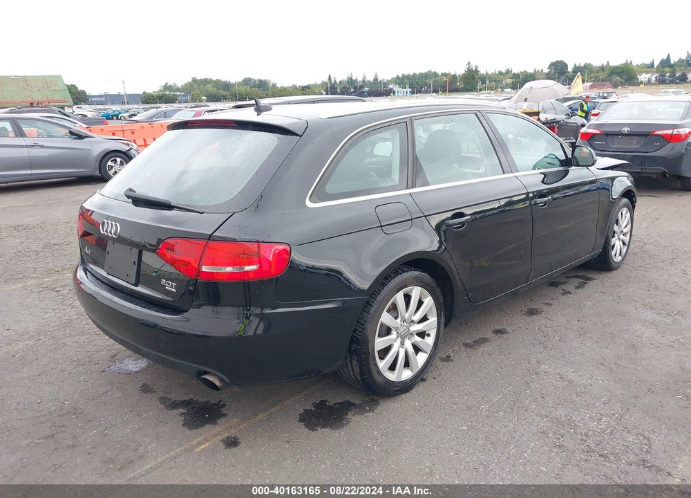 2009 AUDI A4 2.0T AVANT VIN: WAUGF78K79A172610