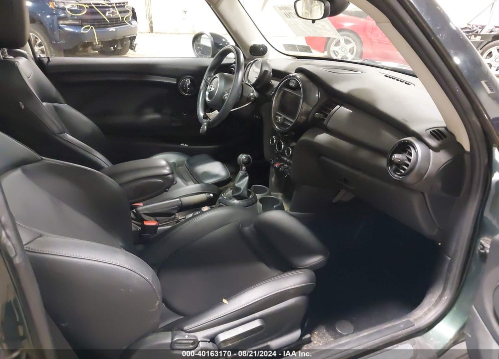 2015 MINI HARDTOP COOPER VIN: WMWXM5C57FT973811